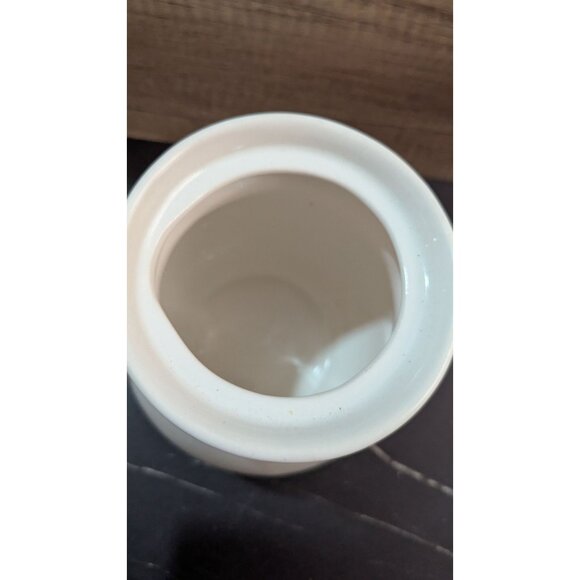 Pfaltzgraff Gazebo White Ceramic Teapot With Lid9" - Picture 7 of 8